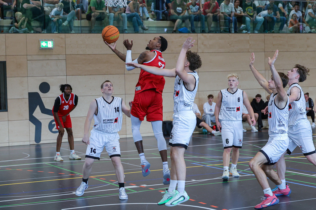 Pro A BAYER GIANTS vs Leichlinger TV  Test-93 | Fotos von Basketballspielen aus dem Raum NRW fotografiert von Gero Mueller-Laschet und Daniel Schaefer - Realisiert mit Pictrs.com