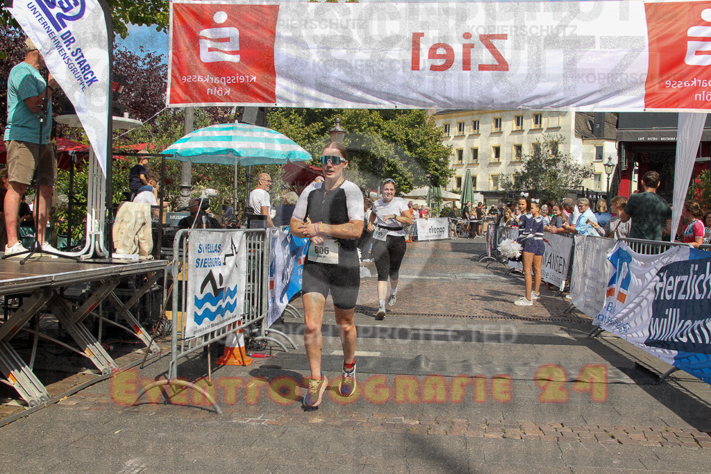 250824_1501_EV4_2545 | Sportfotografie im Rhein-Sieg Kreis, Köln, Bonn, NRW, Rheinland Pfalz, Hessen, etc. Unser Tätigkeitsfeld umfasst den Laufsport vom Volkslauf über den Marathon, Duathlon, Triathon bis zum Ultralauf wie Kölnpfad Ultra oder Schindertrail.