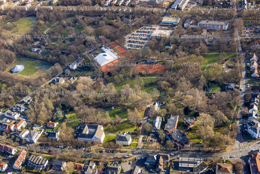 Unna230213069 | Luftbild, Kurpark, Luisentraße, Tennisanlage  Unna 02 Grün- Weiss, Circus Travados
Zirkuszelt, Königsborn, Unna, Ruhrgebiet, Nordrhein-Westfalen, Deutschland