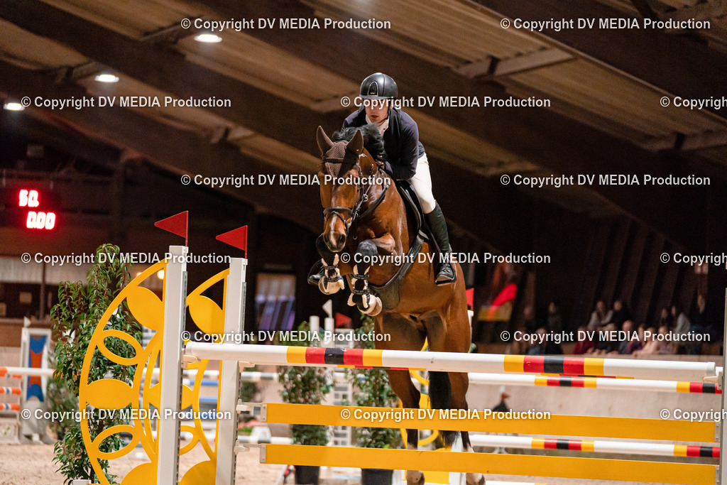 Springen Tag 1-813 | dv-media-shop - Realisiert mit Pictrs.com