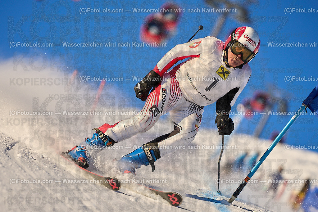 ALP2349_MASTERS-Cup_GS-B Herrn_Suppan Gottfried | (C)FotoLois.com, Alois Spandl. FIS Masters-Cup Wildschönau, Giant Slalom auf der Piste Schatzberg GS, Siegerehrung auf dem Dorfplatz Niederau, Sa 13. Januar 2024.