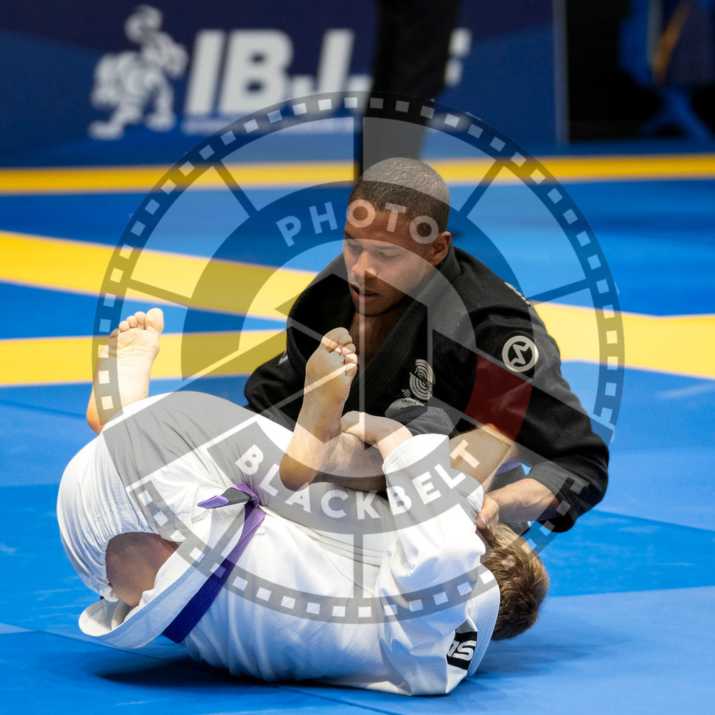 20240123PBB00029 | Fighters compete during the second day of the IBJJF European Championship in Paris, France, on January 23, 2024.