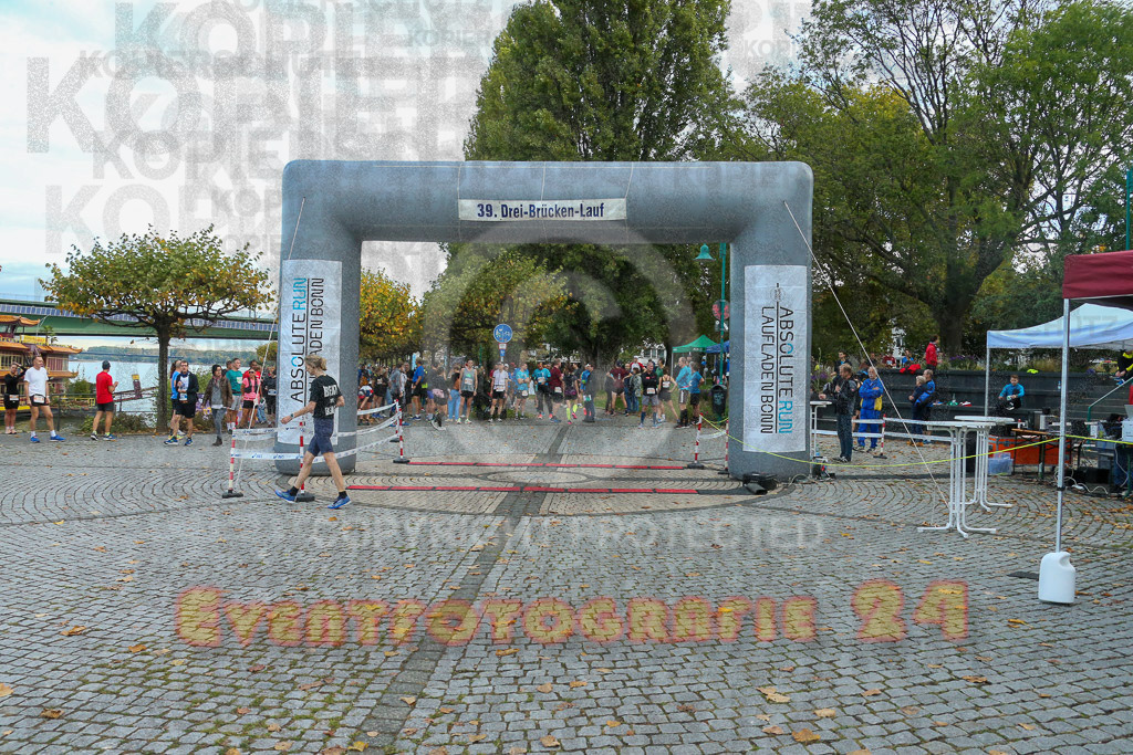 221016_0858_EX1_2461 | Sportfotografie im Rhein-Sieg Kreis, Köln, Bonn, NRW, Rheinland Pfalz, Hessen, etc. Unser Tätigkeitsfeld umfasst den Laufsport vom Volkslauf über den Marathon, Duathlon, Triathon bis zum Ultralauf wie Kölnpfad Ultra oder Schindertrail.
