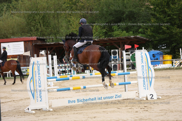HG9A9594 | laurarinckfotografie - Realisiert mit Pictrs.com