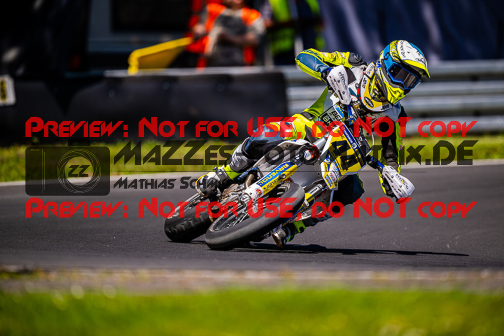 MaZZes_FotoMatrix_220702_8796 | S2