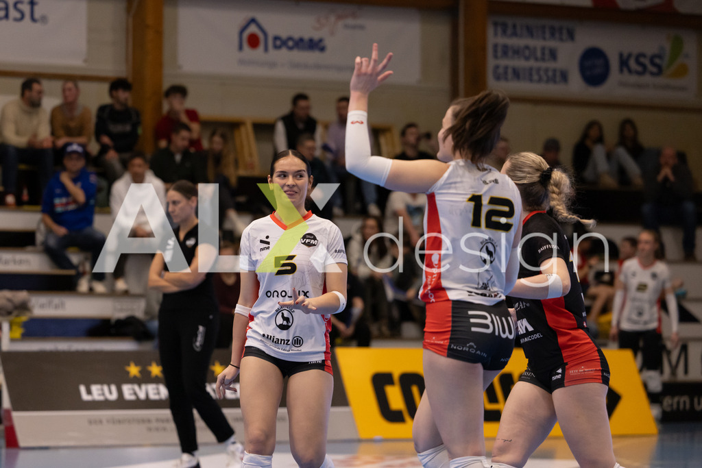 Volleyball I Frauen I Saison 2025-2026 I Volleyball NLA | Women I 1/4 Finals I VC Kanti Schaffhausen - BIWI Volleyball Franches-Montagnes I 21.02.2026 | 5 Zora Chappatte (CH) (BIWI VFM) – Libero - Realisiert mit Pictrs.com