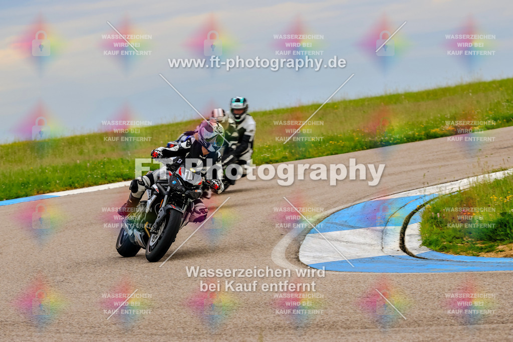 MotoTeam-1675 | Hier findet Ihr Bilder von Touristenfahrten auf der Nürburgring Nordschleife oder von anderen Veranstaltungen die ich besucht habe. Viel Spass beim Durch Schauen 