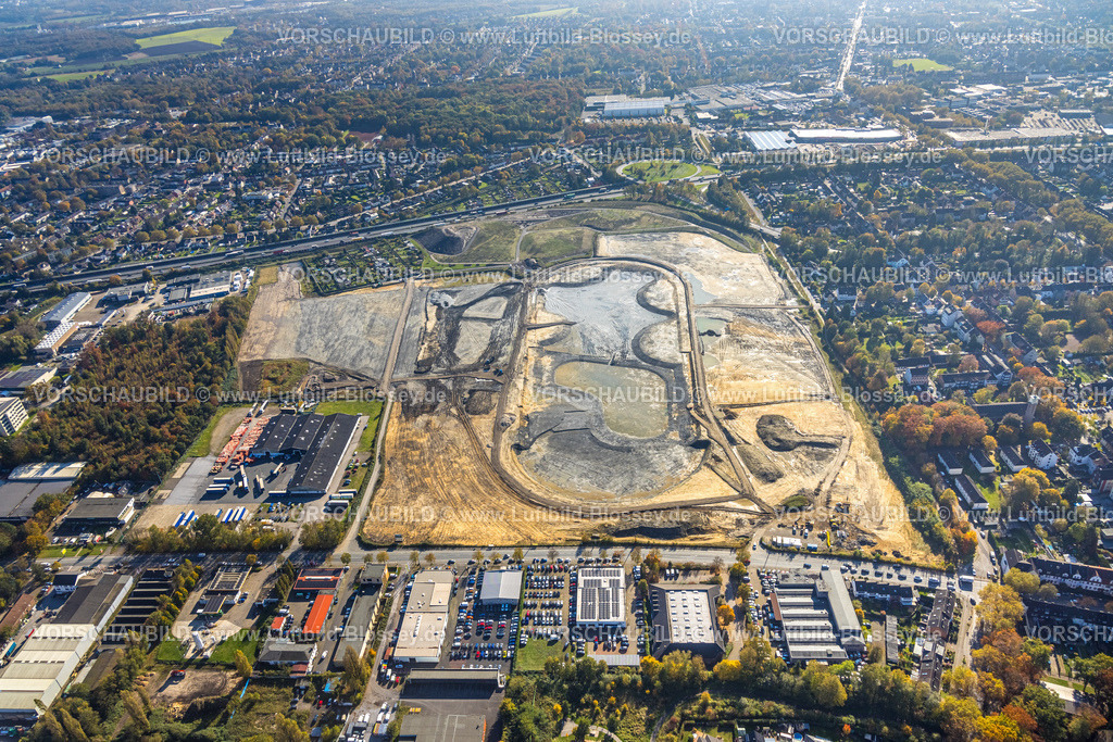 Recklinghausen241016976SER | Luftbild der ehemaligen Trabrennbahn Recklinghausen, an der Autobahn A2, mit nördlicher Tangente der Blitzkuhlenstraße, König-Ludwig, Recklinghausen, Ruhrgebiet, Nordrhein-Westfalen, Deutschland