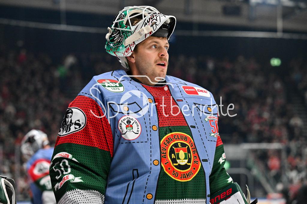 Augsburger Panther - Kölner Haie | im Bild Michael GARTEIG (Augsburger Panther 34 beim warmup vor der Partie / Einzelfoto / Freisteller / DEL: Augsburger Panther - Kölner Haie; Curt Frenzel Stadion am 26.09.2025