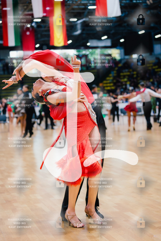 Hessen Tanzt WDSF Open Youth Latin 11th (40) Valeriy Koychev _ Ivana Kirova (Bulgaria)-2025-05-17-1172 | Webshop for digital downloads and prints of dance sport, event & show photographer Julian Link - Realisiert mit Pictrs.com
