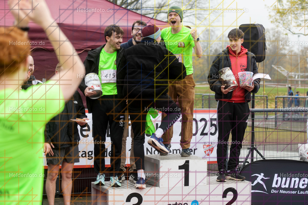 Neusser Erftlauf 2025  | 15km Neusser Erftlauf 2025 Foto: Heldenfoto.de