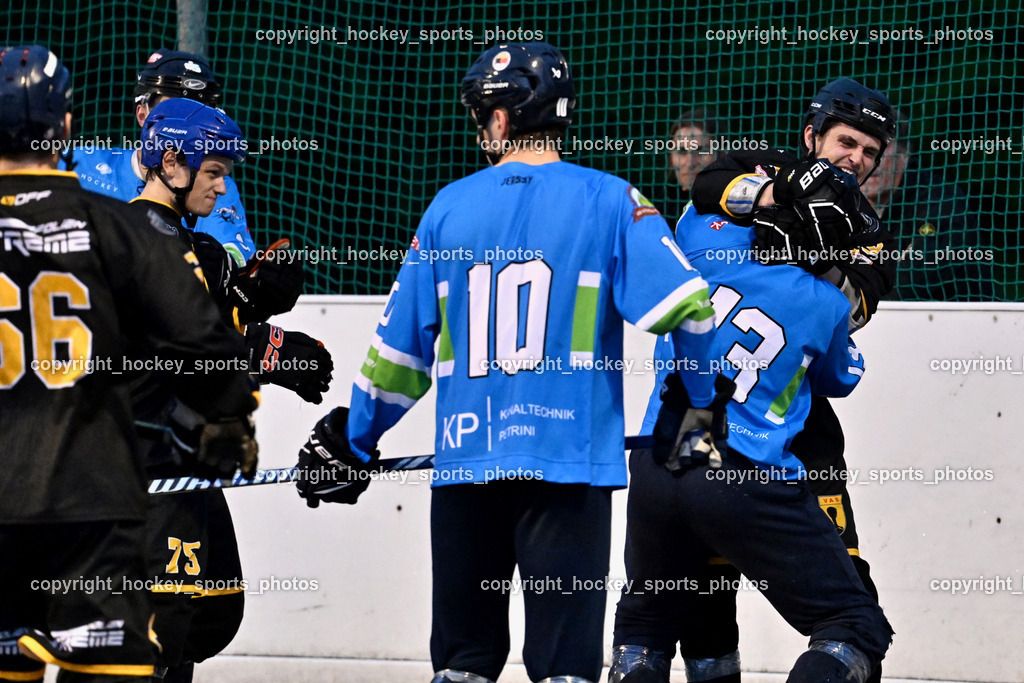 VAS Ballhockey Villach vs. ASKÖ Villach Ballhockey | #29 Wohlfahrt Philipp, #13 Scharf Nikolas, Faustkampf, #10 Raspotnig Julian, #75 Wohlfahrt Benedikt, VAS Ballhockey Villach vs. ASKÖ Villach Ballhockey, VAS Ballhockey Villach vs. ASKÖ Villach Ballhockey am 28.05.2025 in Villach (Alpen Arena ), Austria, (Photo by Bernd Stefan)