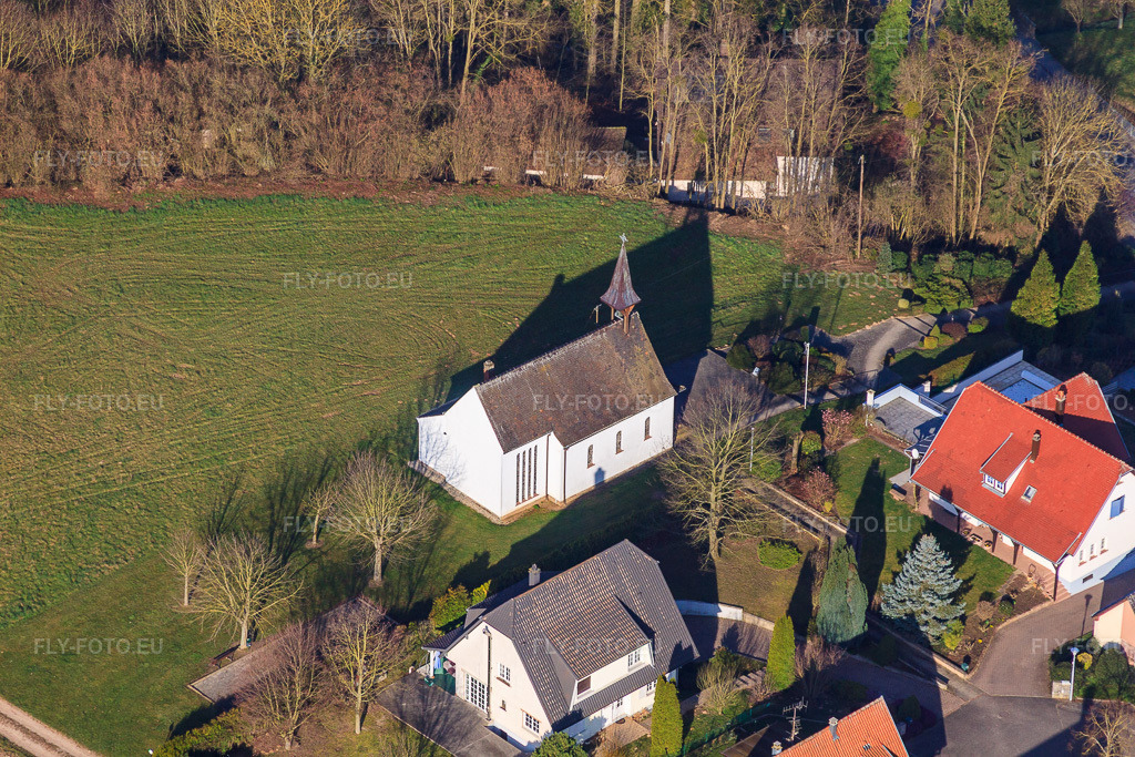 Vue aérienne: La Chapelle à Niederlauterbach dans le département Bas Rhin, France – .Photo: IMG_62664.jpg prise le 09/03/2014 par Werner Riehm/FLY-FOTO.eu – Résolution de l'original: 4752 x 3168 px