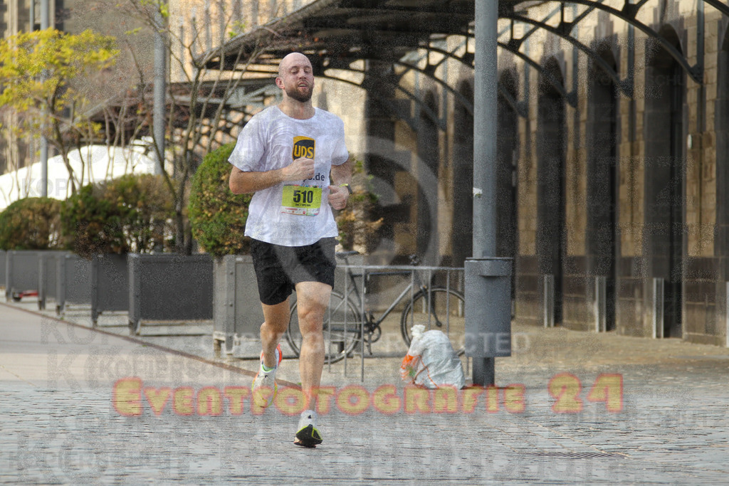 250920_1510_EV4_8199 | Sportfotografie im Rhein-Sieg Kreis, Köln, Bonn, NRW, Rheinland Pfalz, Hessen, etc. Unser Tätigkeitsfeld umfasst den Laufsport vom Volkslauf über den Marathon, Duathlon, Triathon bis zum Ultralauf wie Kölnpfad Ultra oder Schindertrail.
