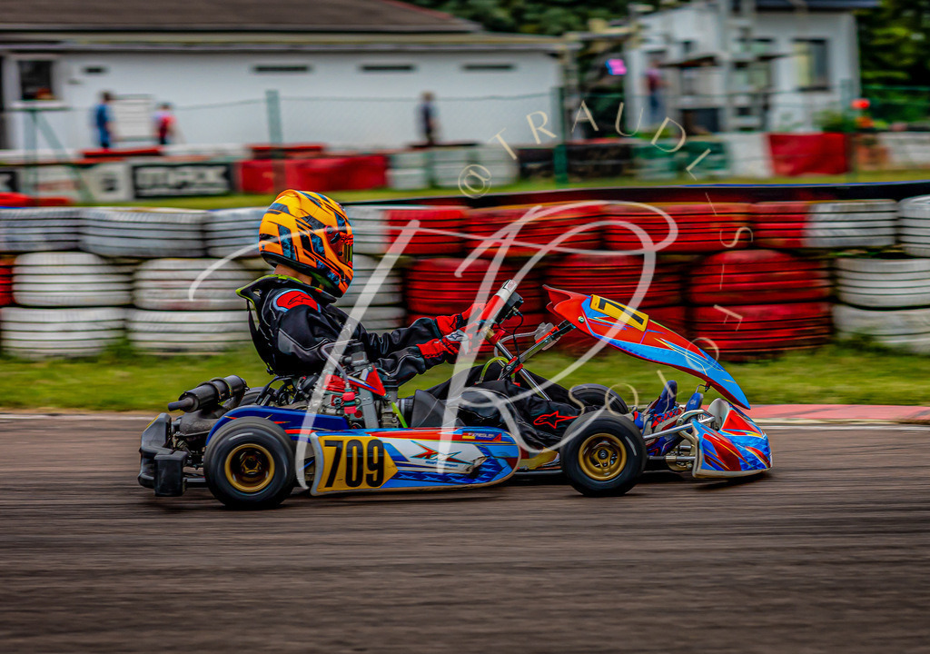 1CE71B2C-BB50-4D0D-8A46-CA008BB14688 | traudl_s_fotos