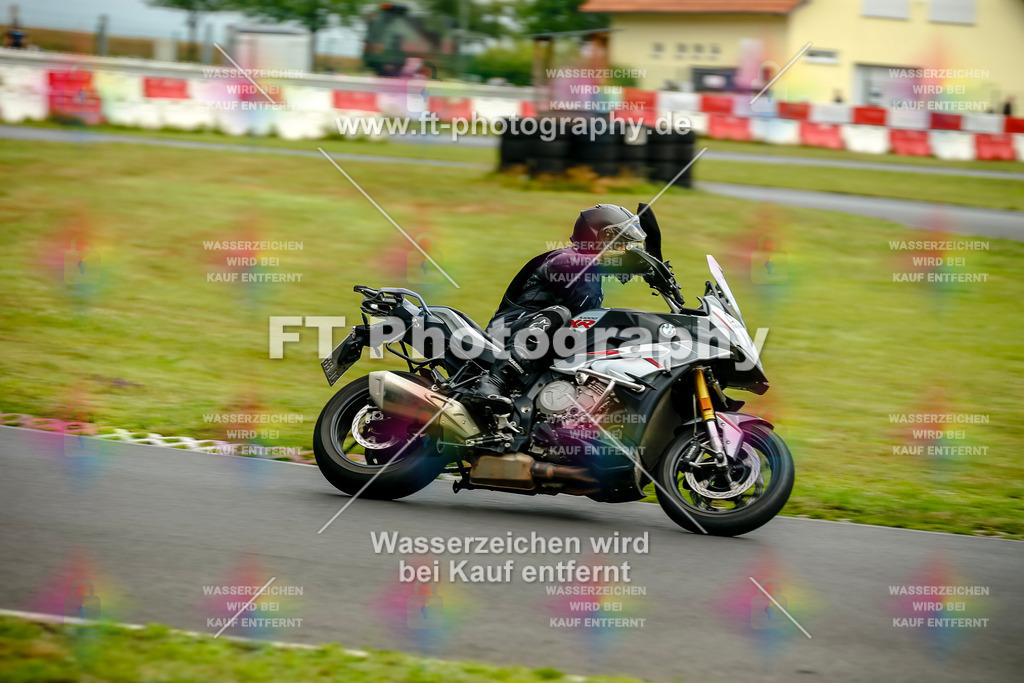 VBK-4318 | Hier findet Ihr Bilder von Touristenfahrten auf der Nürburgring Nordschleife oder von anderen Veranstaltungen die ich besucht habe. Viel Spass beim Durch Schauen 