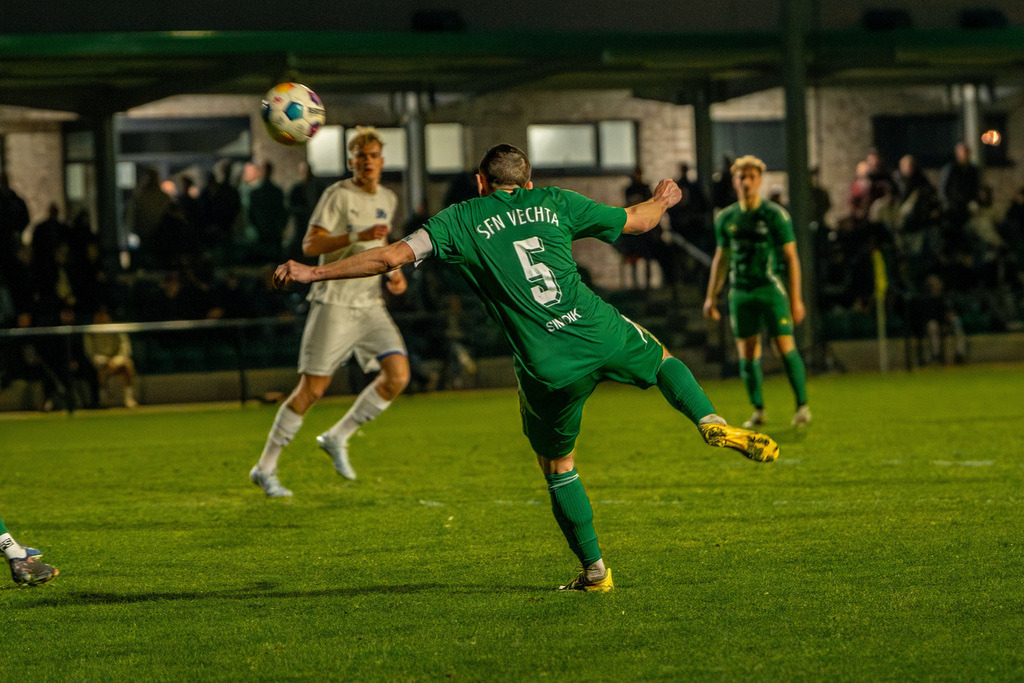Fußball I Herren I Saison 2025-2026 I Landesliga Weser-Ems I 23. Spieltag I SFN Vechta - BW Lohne II I 01274A | jns.sportfotos - Realisiert mit Pictrs.com