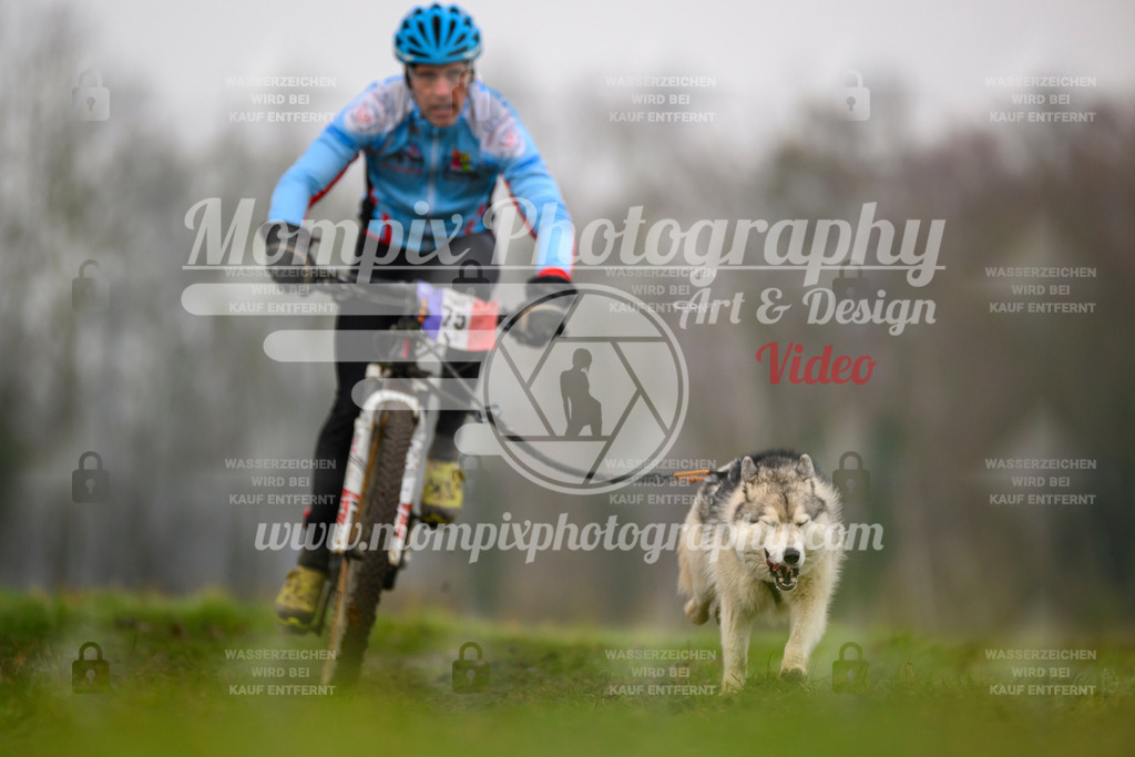 MompixPhotography_CDF2023_FFST_Di_Bike1-82 | PayLife