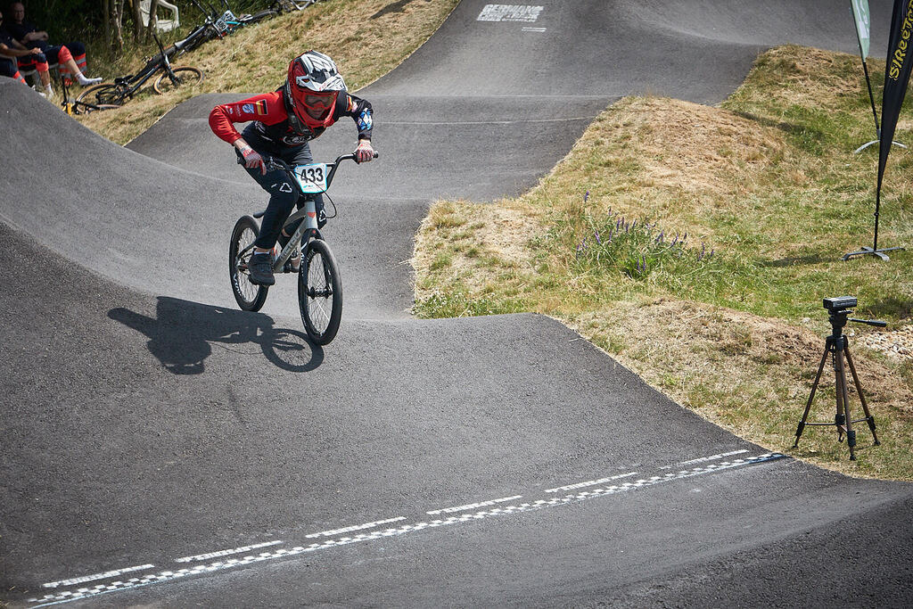 202506251-03 PM25 157@sebastiankopp | German Pumptrack Series - Realisiert mit Pictrs.com