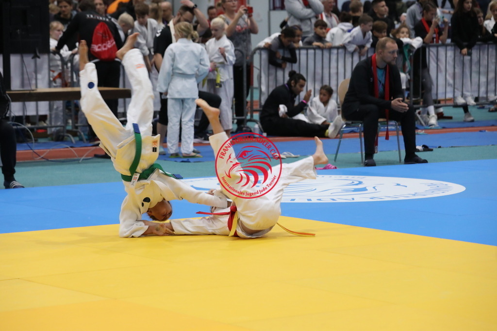 1J7A3001 | Fotos vom Adler Cup - Pictures from Adler Cup

Hier findet Ihr alle Eindrücke und großen Momente der Adler Cup Wochenenden. Here you will find all impressions and great moments of the Adler Cup weekends. - Realisiert mit Pictrs.com