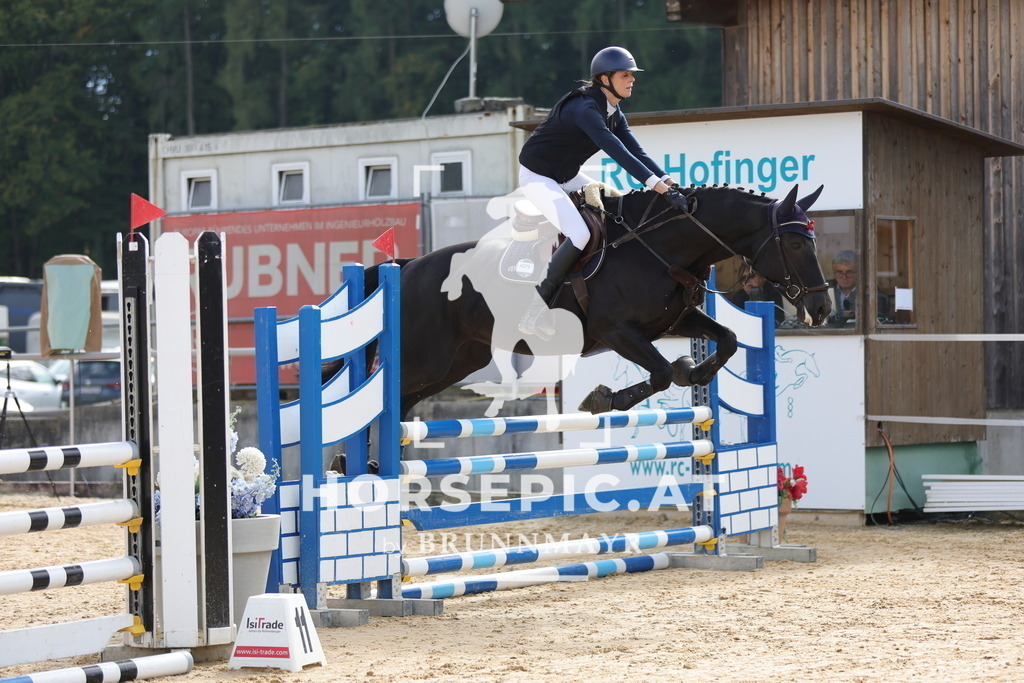 0P6A4257 | Willkommen bei Brunnmayr - Design & Fotografie – Ihrem Spezialisten für Reitturniere und Pferdeveranstaltungen in Oberösterreich, Salzburg und Bayern! Seit über 17 Jahren sind wir leidenschaftlich dabei.
