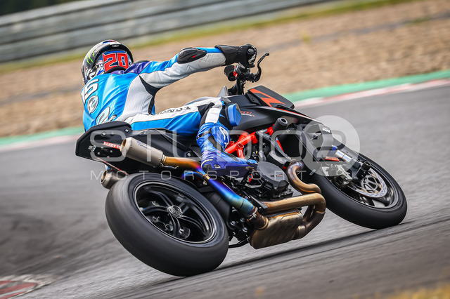 0015-260630MM-009_15 | Deine Full-Service-Agentur für ✔️Videoproduktionen und ✔️Motorsportfotografie Jetzt Angebot anfragen!
