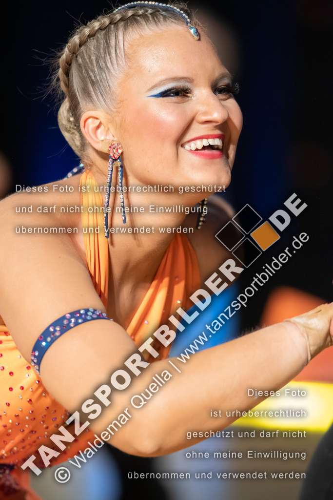 20260322-01842 | Hier finden Sie Tanz Bilder vom Latein und Standard Formationen tanzen. Sportbilder vom Tanzsport. Schöne Fotos und von Weltmeisterschaft, Europameisterschaft, Bundesliga, Regionalliga, Oberliga und Landesliga sowie von GOC Stuttgart, DanceComp, WM Bremen