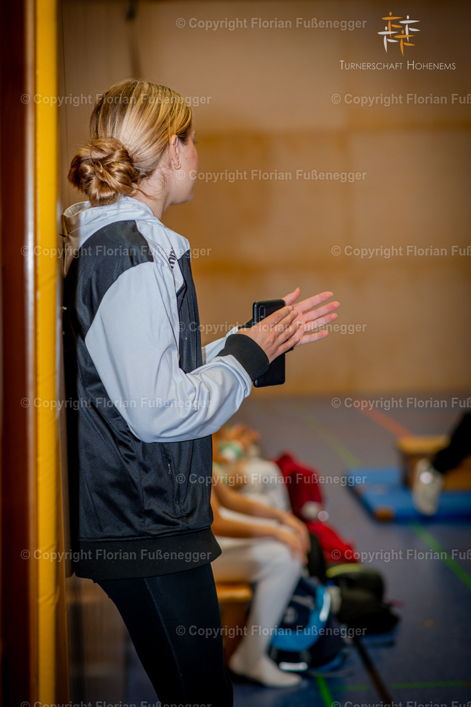 Promo-254 | "Fussifoto.com – Ihr Ansprechpartner für hochwertige Fotografie! Entdecken Sie kreative Bilder und professionelle Dienstleistungen. Kontaktieren Sie uns für Ihre Projekte!"