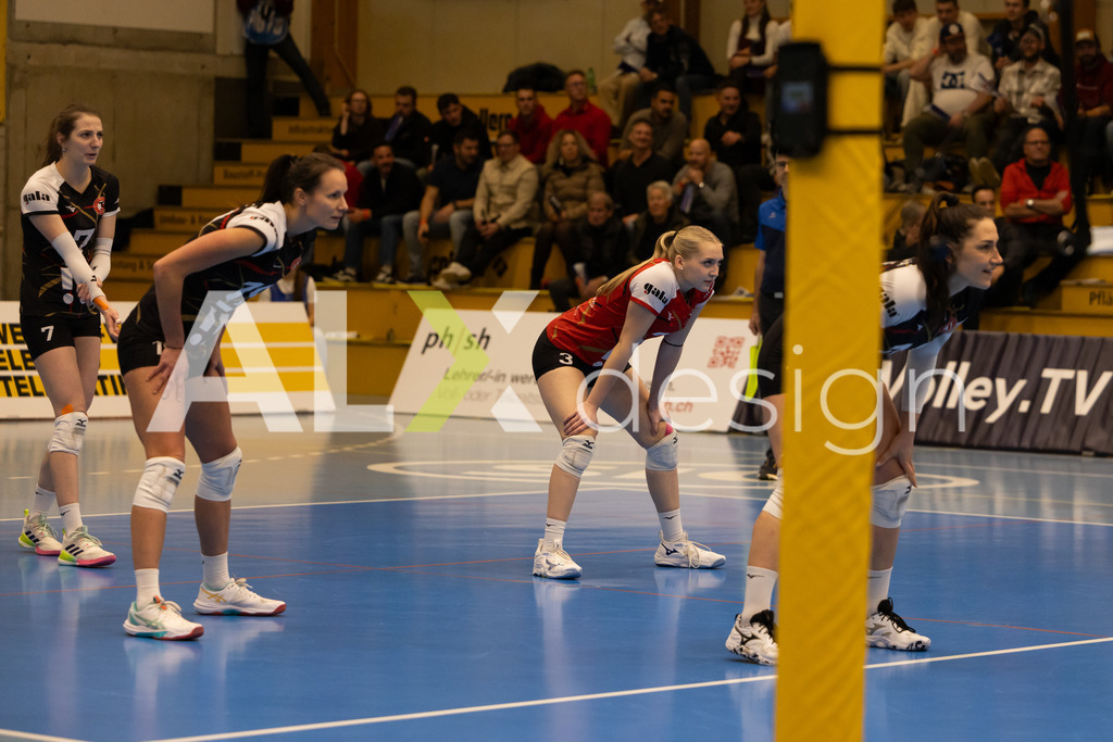 Volleyball I Frauen I Saison 2025-2026 I CEV Volleyball Challenge Cup 2026 | Women I 16th Finals I VC Kanti Schaffhausen - TJ Ostrava I 03.12.2025 | Hochwertige Sportfotos kaufen & lizenzieren für Medien, Vereine, Agenturen & Sportler:innen. Entdecke professionelle Sportfotografie im Bildshop von Alexander Franzen. - Realisiert mit Pictrs.com