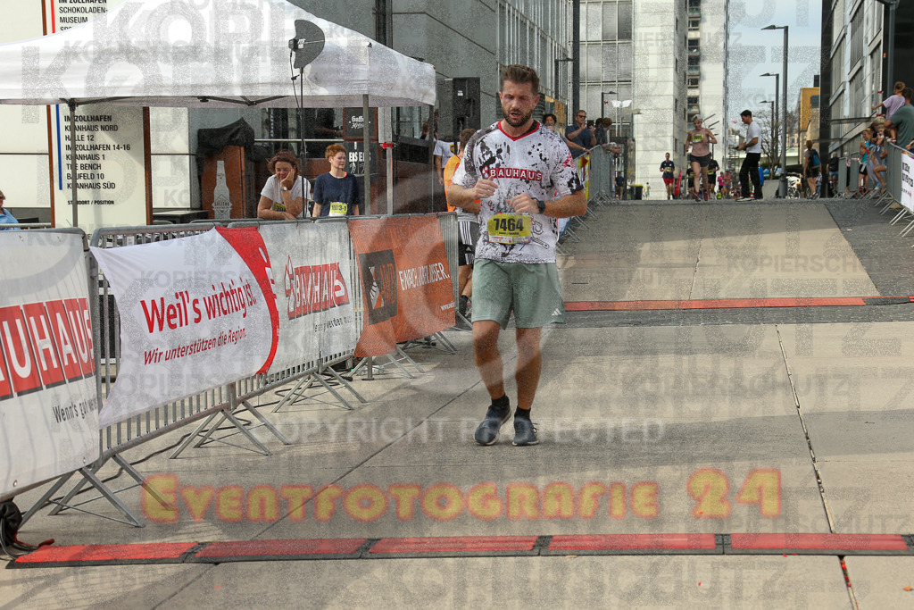 250920_1524_EX1_9265 | Sportfotografie im Rhein-Sieg Kreis, Köln, Bonn, NRW, Rheinland Pfalz, Hessen, etc. Unser Tätigkeitsfeld umfasst den Laufsport vom Volkslauf über den Marathon, Duathlon, Triathon bis zum Ultralauf wie Kölnpfad Ultra oder Schindertrail.