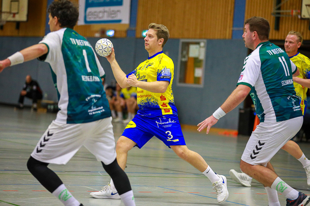 SVN_TvBiefang_161124_057 | Bildergalerie von Sport-Ereignissen aber auch von weiteren spannenden Dingen - nicht nur vom Niederrhein. In Anlehnung an den bekannten Spruch von Hanns Dieter Hüsch heißt das Motto: "Niederrhein ist überall".  - Realisiert mit Pictrs.com