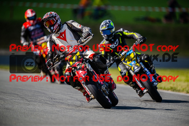 MaZZes_FotoMatrix_220904_8198 | S2