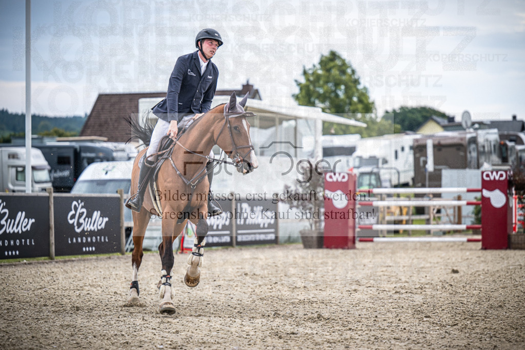 DOS_5985 | Entdecke hochwertige Reitturnierfotos von Foto Oger. Professionell, emotional und authentisch – jetzt Lieblingsmomente im Shop bestellen.Deutschlandweite Turnierfotografie. - Realisiert mit Pictrs.com