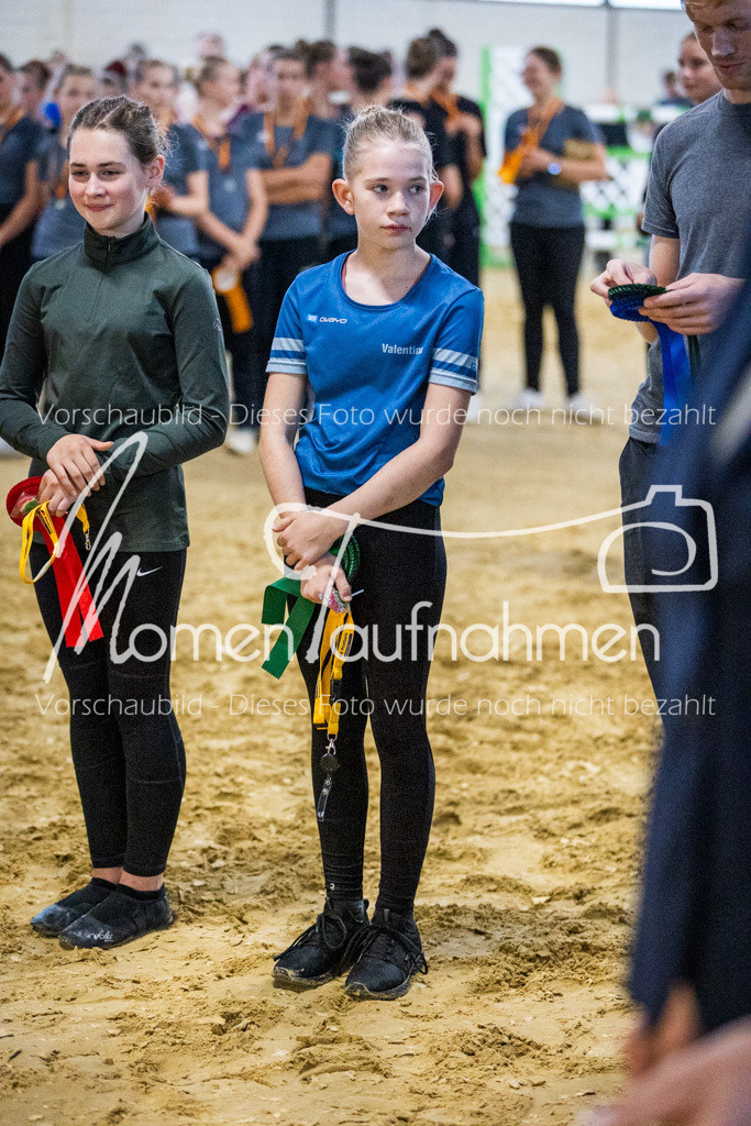 Platzierung5+6+7+NS-009 | MomenTaufnahmen Pferdesportfotos