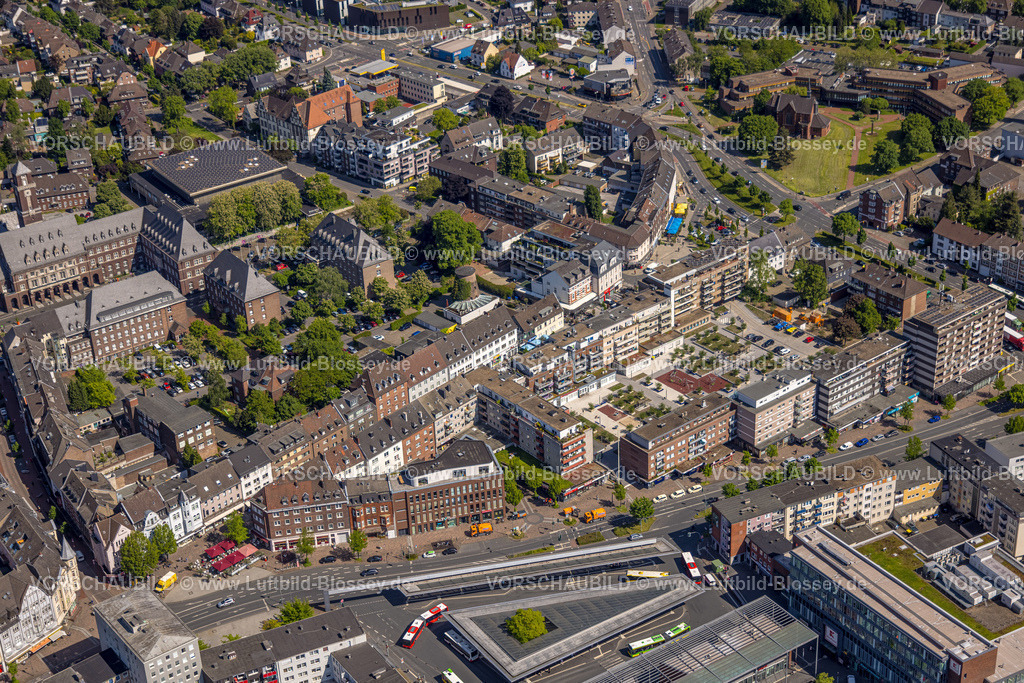 Bottrop230509675 | Luftbild, Innenhof-Erneuerung Trapez-Hof, Wohnsiedlung zwischen Gladbecker Straße  und Horster Straße, Berliner Platz, Altstadt, Bottrop, Ruhrgebiet, Nordrhein-Westfalen, Deutschland