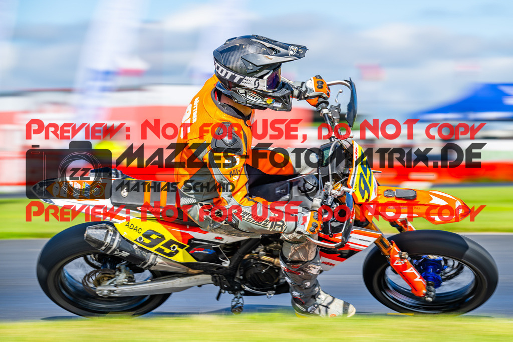 MaZZes_FotoMatrix_240713_6021986_3539 | S1