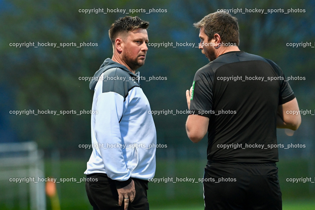 SV Spittal vs. VST Völkermarkt 5.4.2024 | Headcoach SV Spittal Philipp Dabringer, Leitner Christof Referee, SV Spittal vs. VST Völkermarkt 5.4.2024, SV Spittal vs. VST Völkermarkt am 05.04.2024 in Spittal an der Drau (Goldeck Stadion), Austria, (Photo by Bernd Stefan)