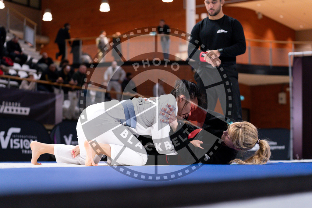 20241013PBB2746 | Athletes compete during the AJP Tour Europe Continental Jiu-Jitsu Amateurs & Masters Championship on October 13, 2024 in Almere near Amsterdam, Netherlands. © Chiara Dazi / photoblackbelt
