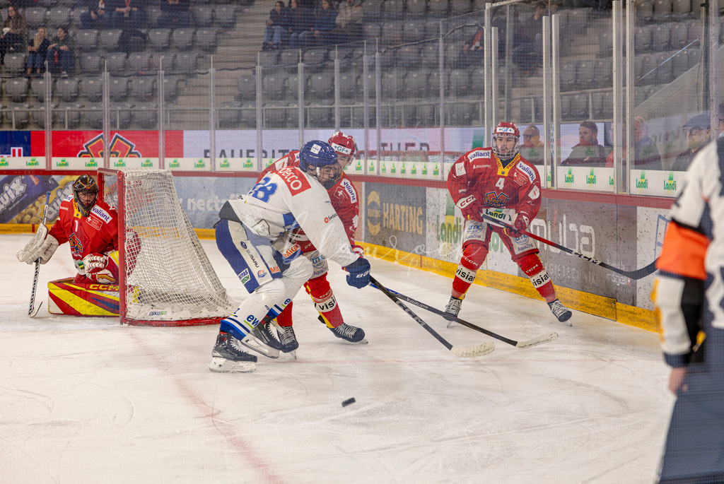 EHCB vs GCK _1-768633344 | Sportbilder, Sportfotograf, Hochzeits- und Eventfotografin, Flugshows, Portraits und Tiershooting, Aviation, Downhill, Nationalleague, Swissleague, International