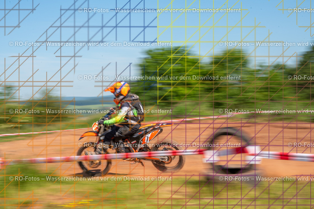 Wolfshausen 1 Lauf -567 | Sportfotografie von RO-Fotos: Motorsport, Motocross, Enduro, Laufveranstaltungen und Triathlon. Professionelle Fotos von Sportlern und Events. - Realisiert mit Pictrs.com