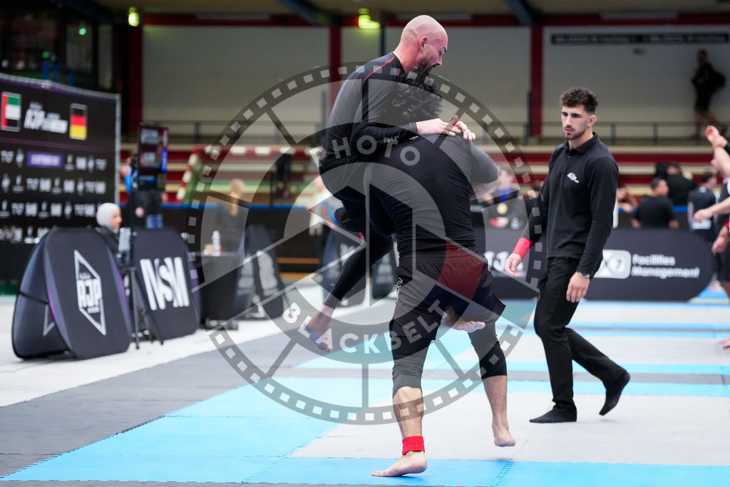20250920PBB6982 | Athletes compete during the AJP Tour Hamburg International Jiu-Jitsu Championship, on September 20, 2025 in Hamburg, Germany. © Chiara Dazi / photoblackbelt