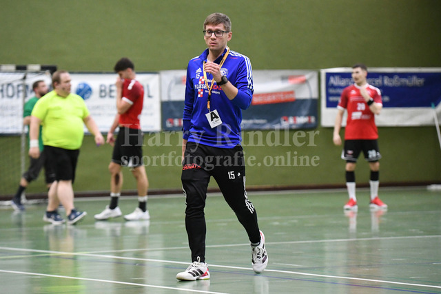 SSG Metten : TV Eggenfelden | Florian Sedlmeier (Chef-Trainer SSG Metten)  - Realisiert mit Pictrs.com