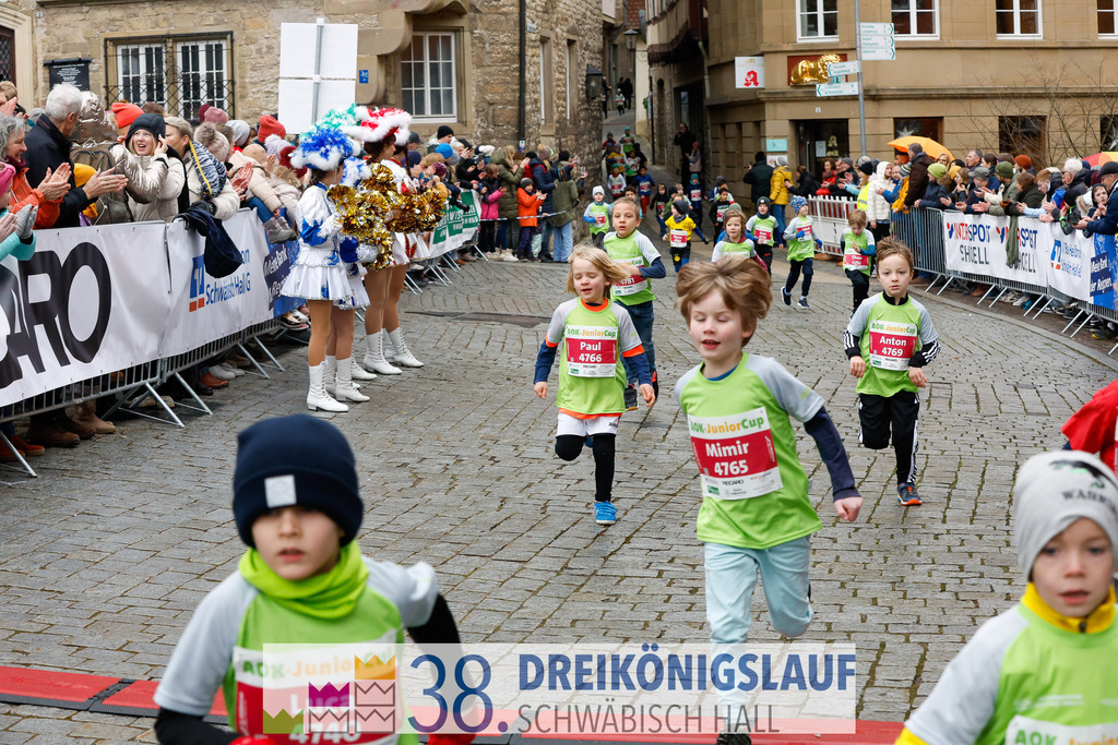 400m AOK Junior Cup | 3 Koenigslauf 2024 400m AOK Junior Cup - Realisiert mit Pictrs.com