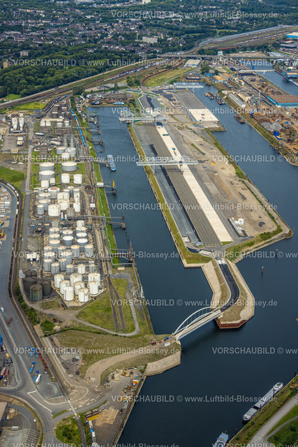 Duisburg240704839-Nord | Luftbild, Duisburg-Nord, duisport Hafen Duisburg mit Ölinsel und Kohleninsel, Ruhrort, Duisburg, Ruhrgebiet, Nordrhein-Westfalen, Deutschland