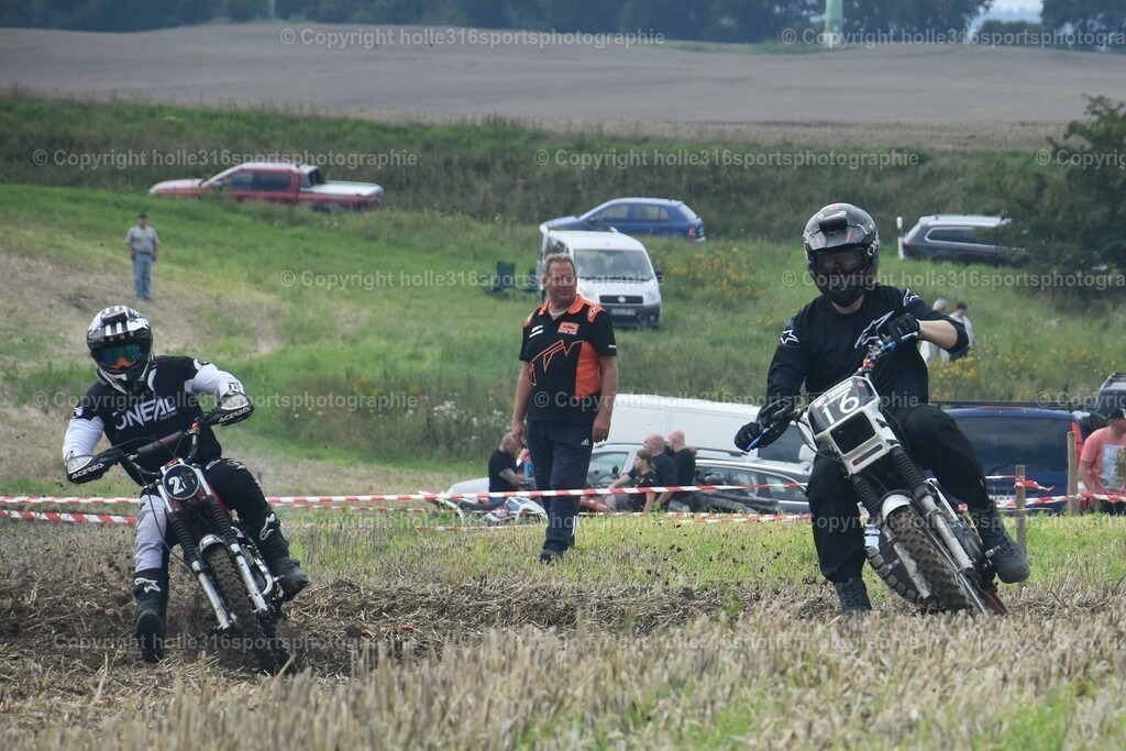 DSC_0804 (2) | Sportfotografie , Motorsport, Motoross, Reitsport, Mointainbike, Enduro,
Landschaft , Outdoor, Eventfotografie, Landschaft, Bilder online bestellen - Realisiert mit Pictrs.com