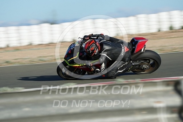 2025_03_10_PBK_11551 | Sportfotografie; SlowMotion; Video; Rennstrecke; Hafeneger; Speer; Racing; RSE; BMW; CBO; Trackday; Motorsportarena; Hockenheimring; Brno; Most; Barcelona; Valencia