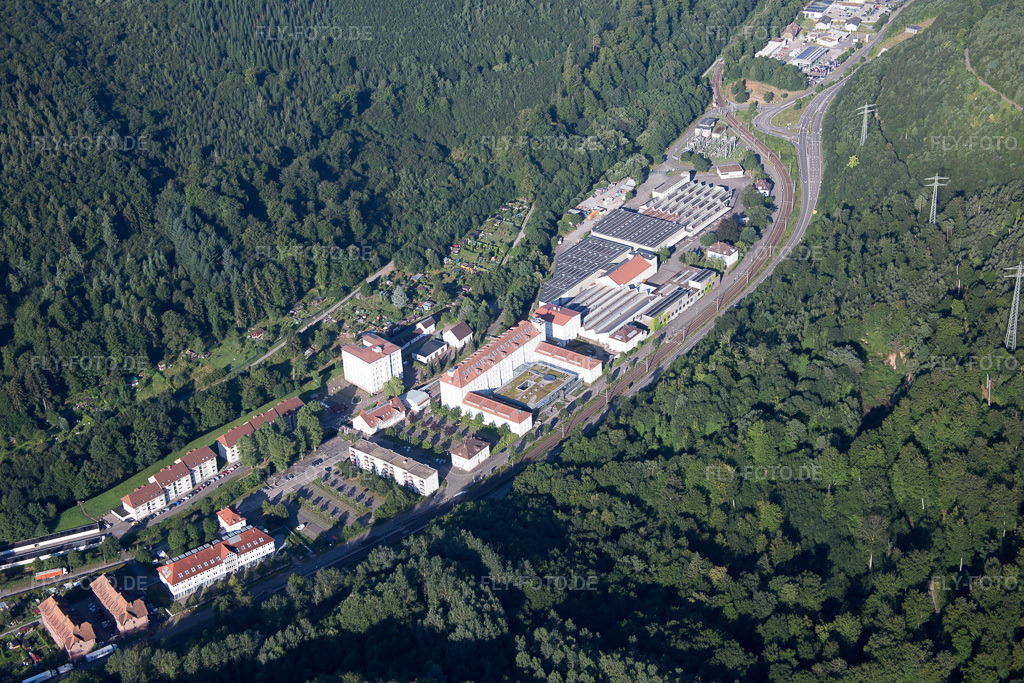 Luftbild: Industriegebiet im Albtal Spinnerei in Ettlingen im Bundesland Baden-Württemberg in Deutschland. Foto: IMG_083982.jpg vom 26.07.2015 durch Werner Riehm/FLY-FOTO.de