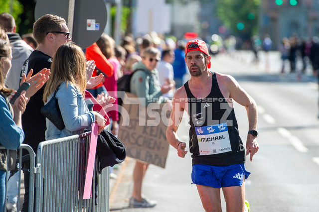 20250427-NSZ_2695 | DEU, Düsseldorf, 27.04.2025 Uniper Düsseldorf Marathon 2025 - Realisiert mit Pictrs.com