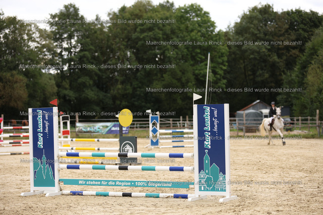 HG9A5169 | laurarinckfotografie - Realisiert mit Pictrs.com