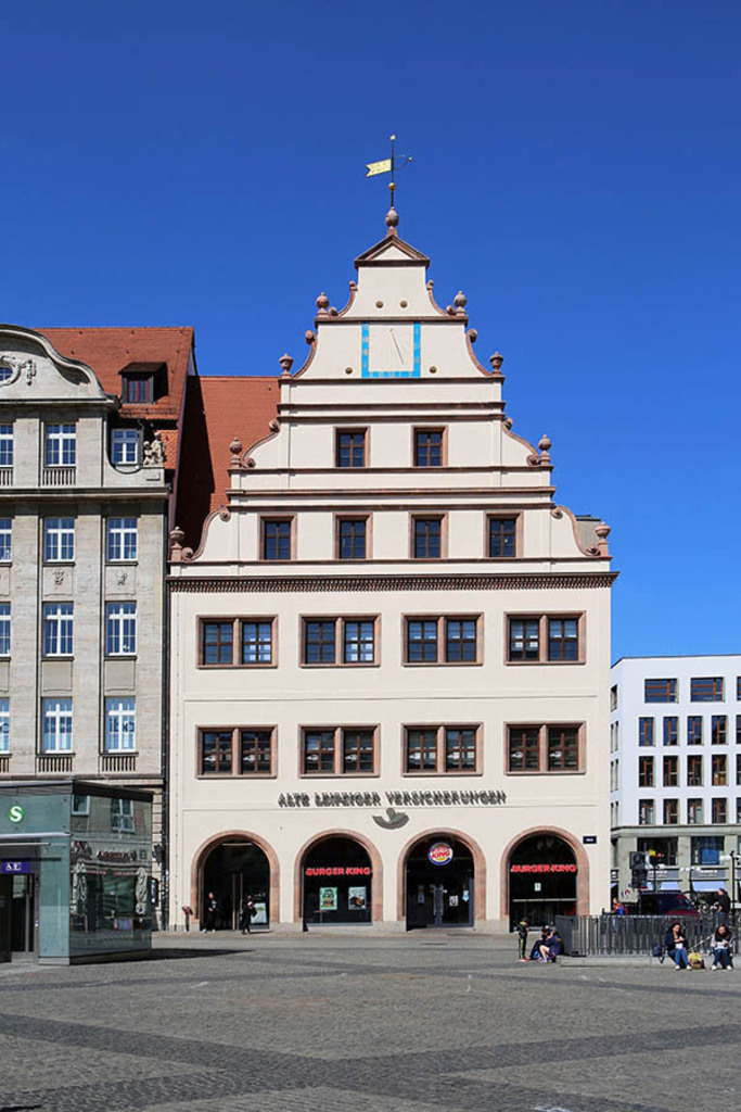 Foto: Leipzig - Alte Waage | Das Team hinter BILDLEXIKON LEIPZIG bündelt historische wie aktuelle Informationen über die Stadt Leipzig in Text und Bild auf einer Plattform und stellt diese der interessierten Öffentlichkeit zur Verfügung.